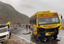 Four Killed in Road Accident on NH-44 Near Jakhani Chowk in Udhampur Four Killed in Road Accident on NH-44 Near Jakhani Chowk in Udhampur
