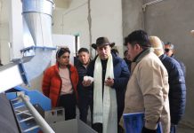Chief Secretary Ashish Kundra Inspects Pashmina Dehairing Plant, Reviews STP Agling in Leh Chief Secretary Ashish Kundra Inspects Pashmina Dehairing Plant Reviews STP Agling in Leh