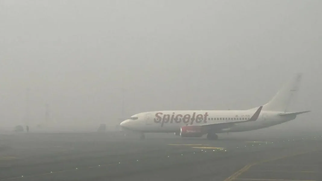 Flights Delayed in Delhi as Dense Fog Persists, Air Quality Slips to ‘Very Poor’