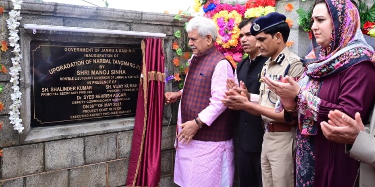 LG Sinha inaugurated infrastructures in Baramulla