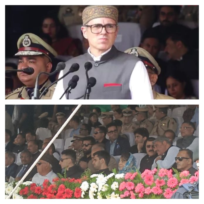 after-six-years-farooq-abdullah-mehbooba-mufti-attend-i-day-function-at-baskhi-stadium-in-srinagar-this-function-will-be-presided-by-cm-omar-abdullah After six years Farooq Abdullah, Mehbooba Mufti attend I-Day function at Baskhi Stadium in Srinagar