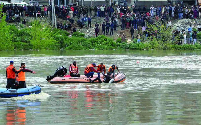 Eight men saved from drowning in Chenab river J-K's Doda
