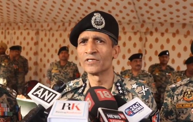BSF Says Militants Waiting at LoC Launch Pads, Forces on High Alert BSF Says Militants Waiting at LoC Launch Pads, Forces on High Alert