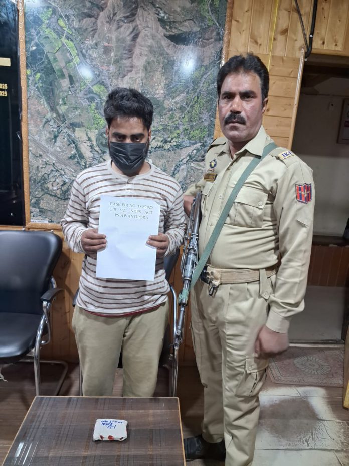 Drug peddlers arrested in Awantipora, contraband substance recovered