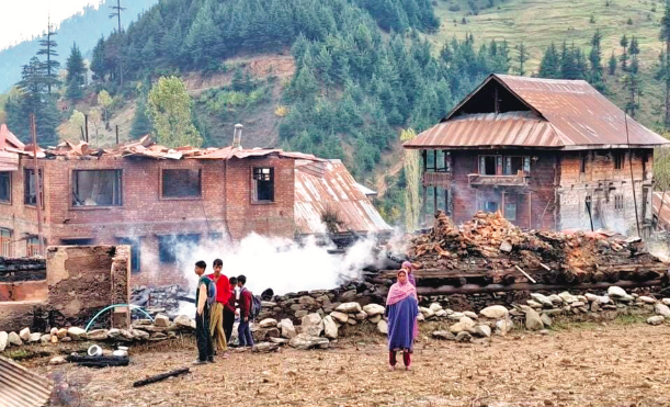 several-structures-damaged-in-punzwa-kupwara-fire-incident Several Structures Damaged in Punzwa Kupwara Fire Incident