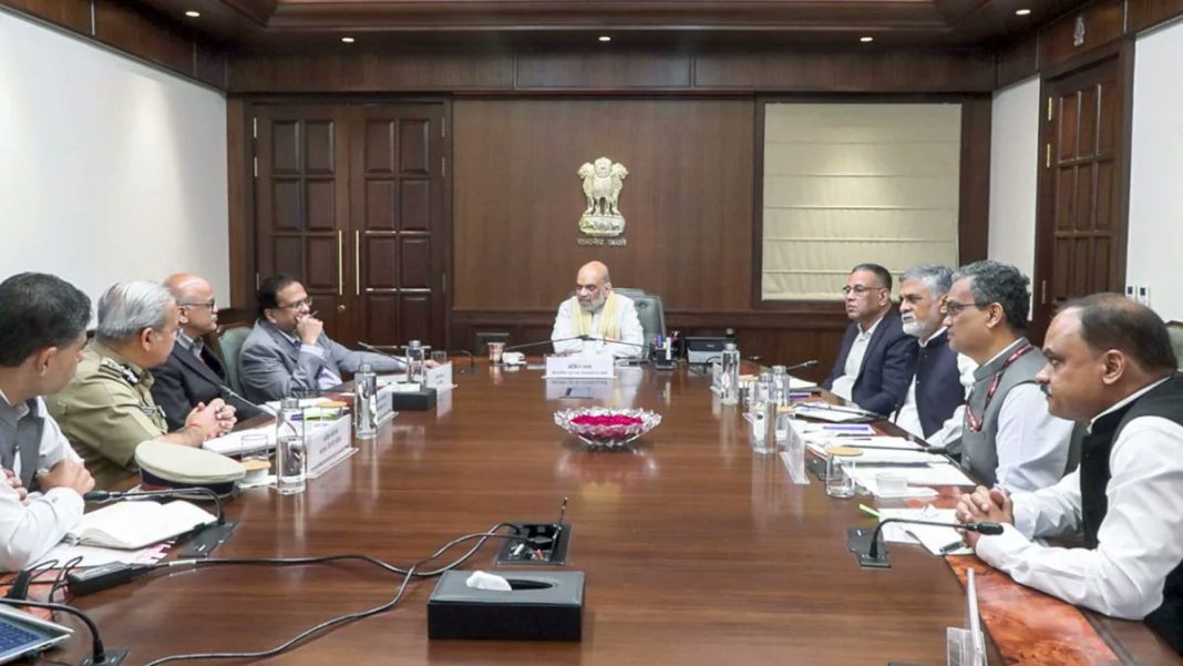 Home Minister Chairs High-Level Security Meeting on Red Fort Blast After PM’s Review Home Minister Chairs High-Level Security Meeting on Red Fort Blast After PM’s Review