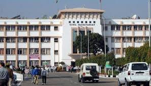 Darbar to Open on Monday in Jammu — First Convoy of Officials, Records Reach Winter Capital Darbar to Open on Monday in Jammu — First Convoy of Officials, Records Reach Winter Capital