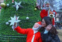 Christmas Celebrated with Joy and Harmony in Srinagar Christmas Celebrated with Joy and Harmony in Srinagar