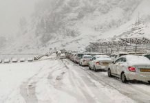 Light Snow Expected in J&K as Fresh Western Disturbance Approaches Light Snow Expected in J&K as Fresh Western Disturbance Approaches