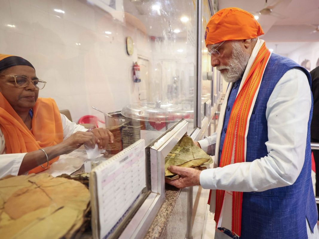 Sri Guru Gobind Singh Ji Inspires Us to Uphold Truth, Justice and Righteousness: PM Modi