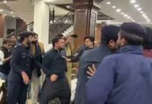 Pakistan Political Crisis Deepens After Aide to Peshawar CM Forcibly Removed from Punjab Assembly Pakistan Political Crisis Deepens After Aide to Peshawar CM Forcibly Removed from Punjab Assembly