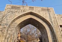 Badshah Darwaza Wall Still in Ruins Two Years After Collapse, Locals Seek Urgent Restoration Badshah Darwaza Wall Still in Ruins Two Years After Collapse, Locals Seek Urgent Restoration