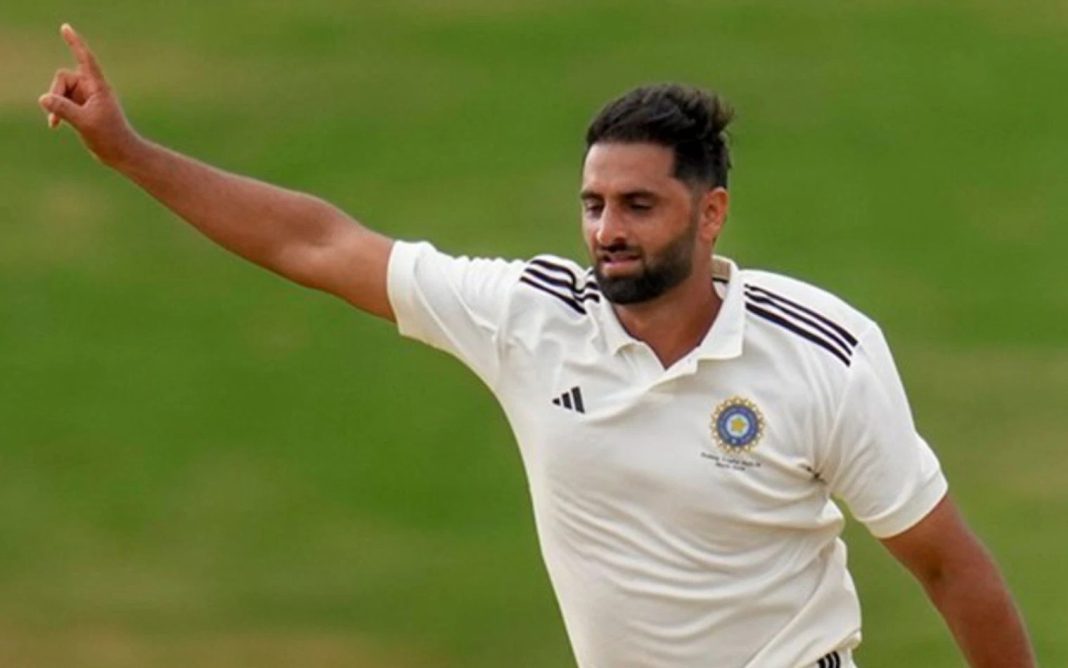 WhatsApp Image 2025-12-09 at 15.58.35 Auqib Nabi Among 8 J&K Cricketers Shortlisted For IPL 2026 Auction