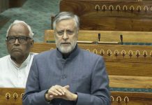 Mian Altaf Levels Serious Allegations Against Construction Companies Mohd Saleem Wani DELHI, DEC 10: Mian Altaf has made major allegations against construction companies, stating that construction firms and industrialists are misusing their influence over the government. Speaking in the Lok Sabha, Member of Parliament Mian Altaf Larvi said that we cannot expect good work from such companies. He added that a tunnel is being constructed in Jammu and Kashmir, but the company involved is so influential that, in the name of the tunnel, not only has the environment been severely damaged, but these companies are also failing to provide employment to local people.