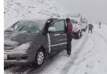 Mughal Road Closed After Fresh Snowfall Mughal Road Closed After Fresh Snowfall