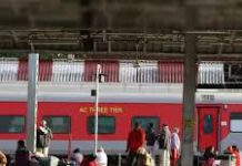 Railways Steps In: Extra 3rd AC Coach Added to Jammu–Delhi Rajdhani to Ease Travel Crisis Railways Steps In: Extra 3rd AC Coach Added to Jammu–Delhi Rajdhani to Ease Travel Crisis