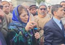 Mehbooba Mufti Targets CM Omar Abdullah Over Land Acquisition, Orchardists’ Issues Mehbooba Mufti Targets CM Omar Abdullah Over Land Acquisition, Orchardists’ Issues