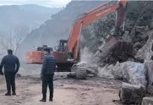 Landslide Forces Closure of Jammu–Poonch Highway at Kalai Landslide Forces Closure of Jammu–Poonch Highway at Kalai