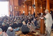Mirwaiz Raises Alarm Over Attacks on Kashmiris and Intrusive Mosque Profiling Mirwaiz Raises Alarm Over Attacks on Kashmiris and Intrusive Mosque Profiling