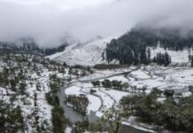 Strong Western Disturbance to Bring Heavy Snowfall Across J&K, Cold Wave to Follow Strong Western Disturbance to Bring Heavy Snowfall Across J&K Cold Wave to Follow