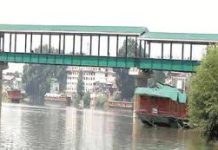 Govt Reviews Proposal for New Bridge Near Convent School, GPO in Srinagar Govt Reviews Proposal for New Bridge Near Convent School, GPO in Srinagar