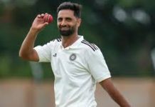 Abid Nabi 12-for takes J&K to maiden Ranji semi-final as MP fall short